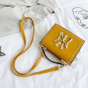 new york yankies purse